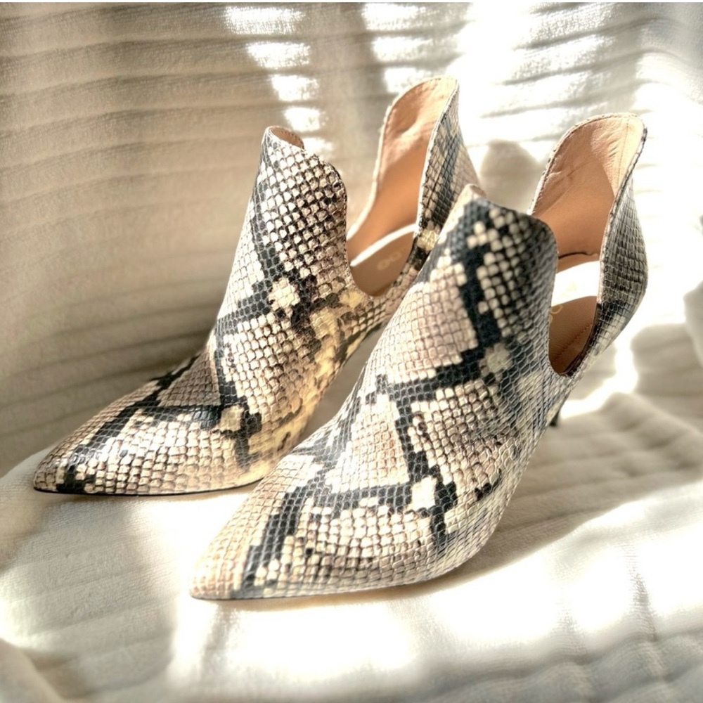 Aldo Boots!!  Brand new… Only try on in store.. No Box!!